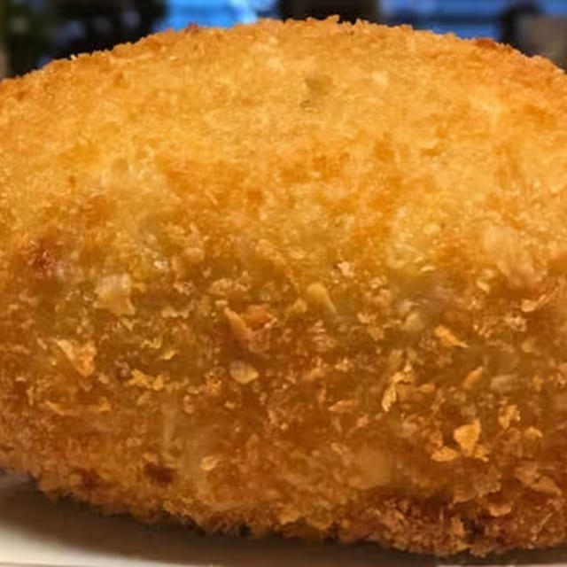 Beef stuffed Potato "Papa Rellena".